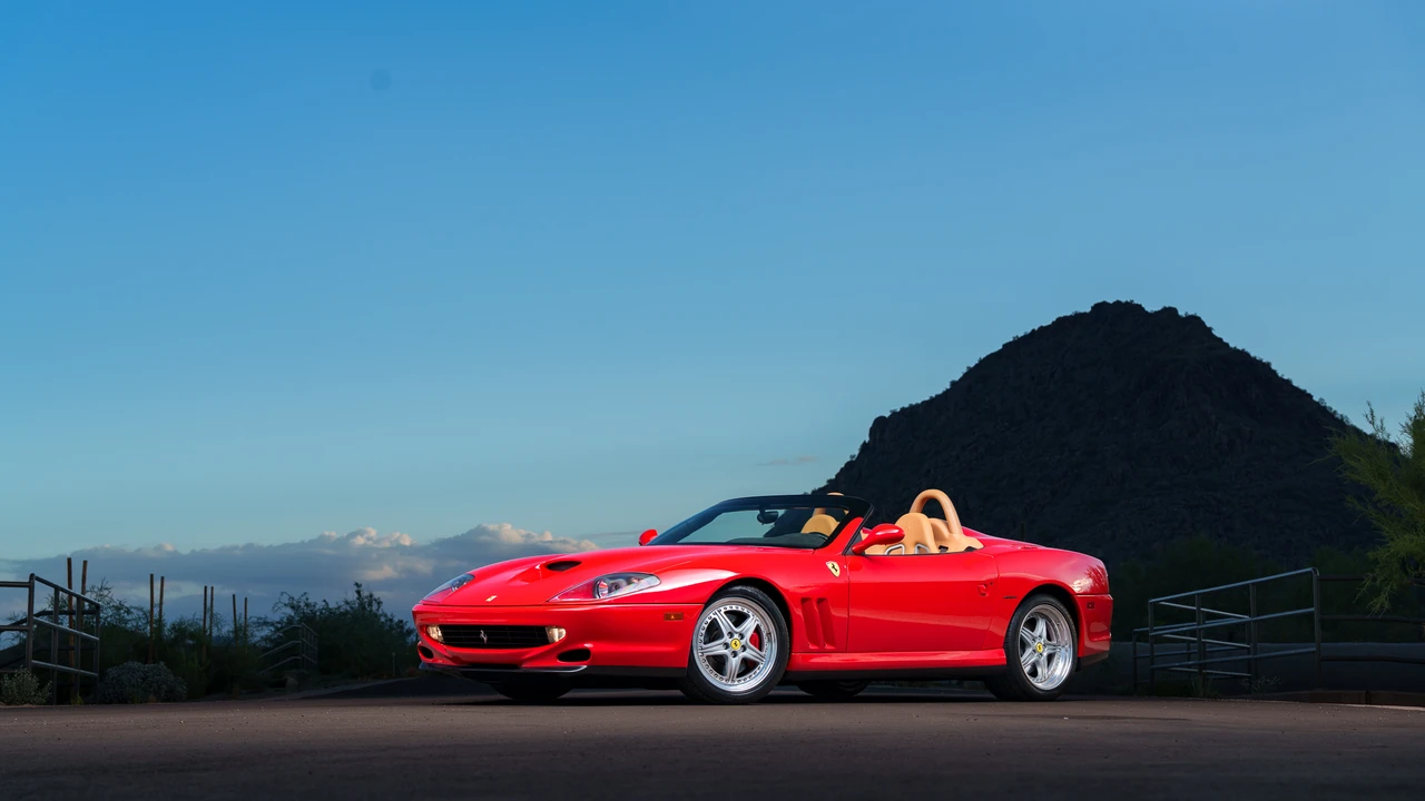 2001 Ferrari 550 Barchetta Pininfarina - Image 2 of 31