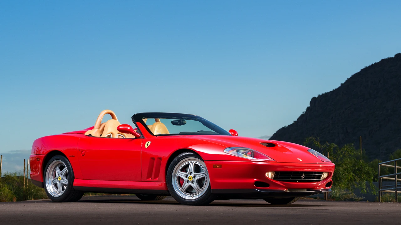 2001 Ferrari 550 Barchetta Pininfarina - Image 11 of 31