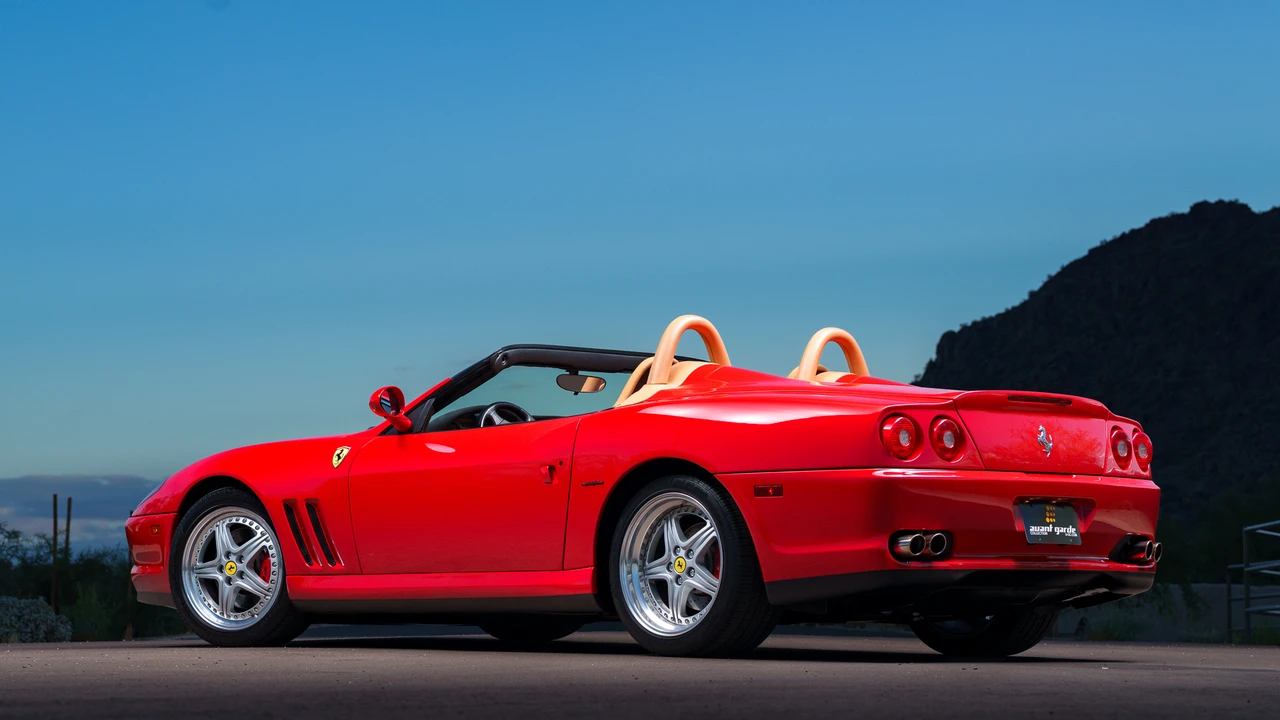 2001 Ferrari 550 Barchetta Pininfarina - Image 24 of 31