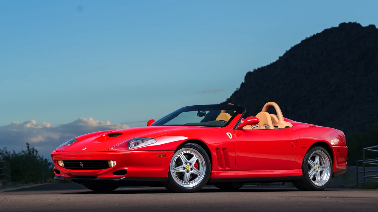 2001 Ferrari 550 Barchetta Pininfarina - Image 3 of 31