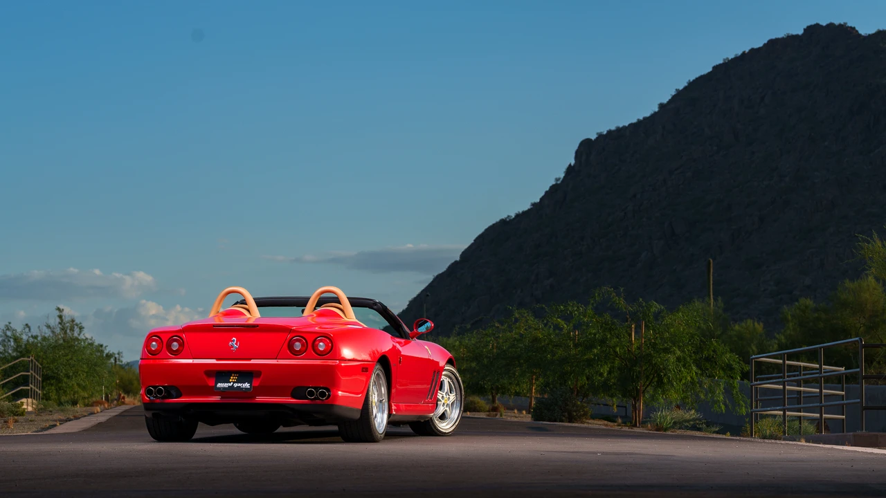 2001 Ferrari 550 Barchetta Pininfarina - Image 17 of 31