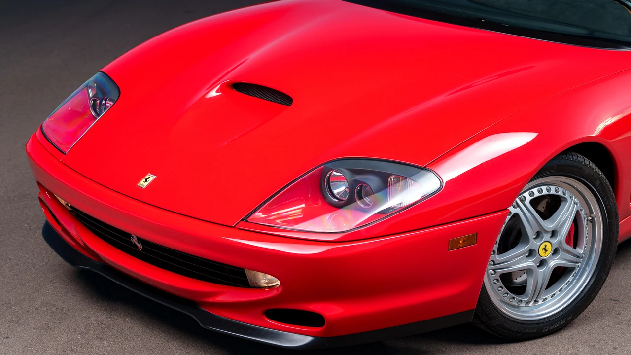 2001 Ferrari 550 Barchetta Pininfarina - Image 30 of 31