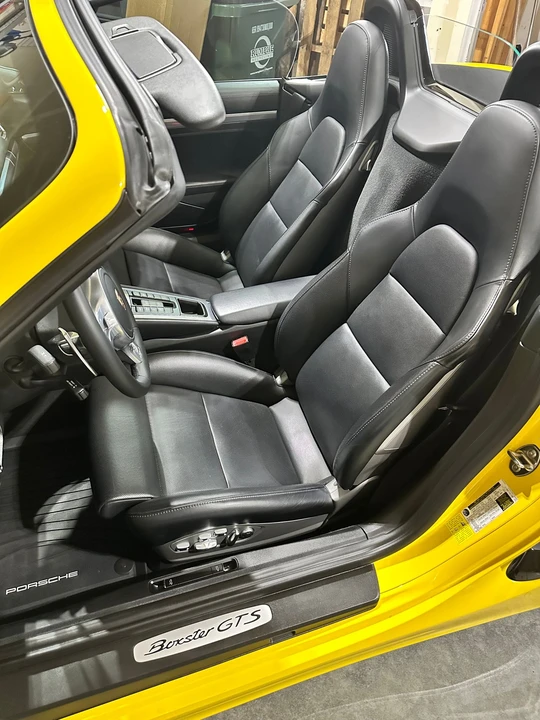2015 Porsche 981 Boxster GTS - Image 9 of 17