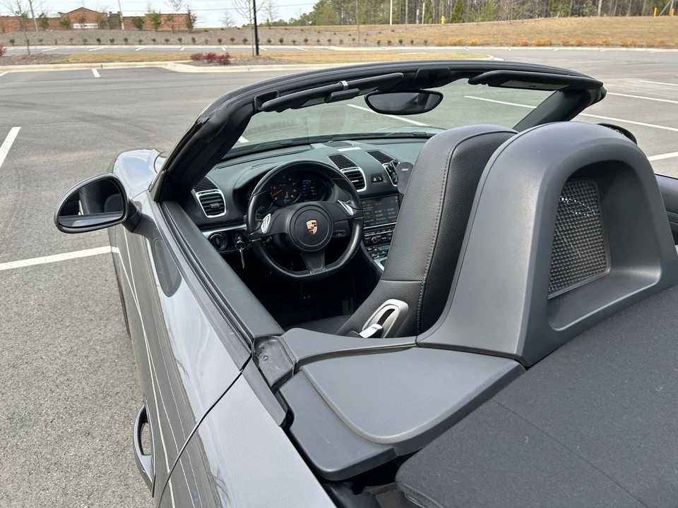 2013 Porsche 981 Boxster - Image 14 of 17