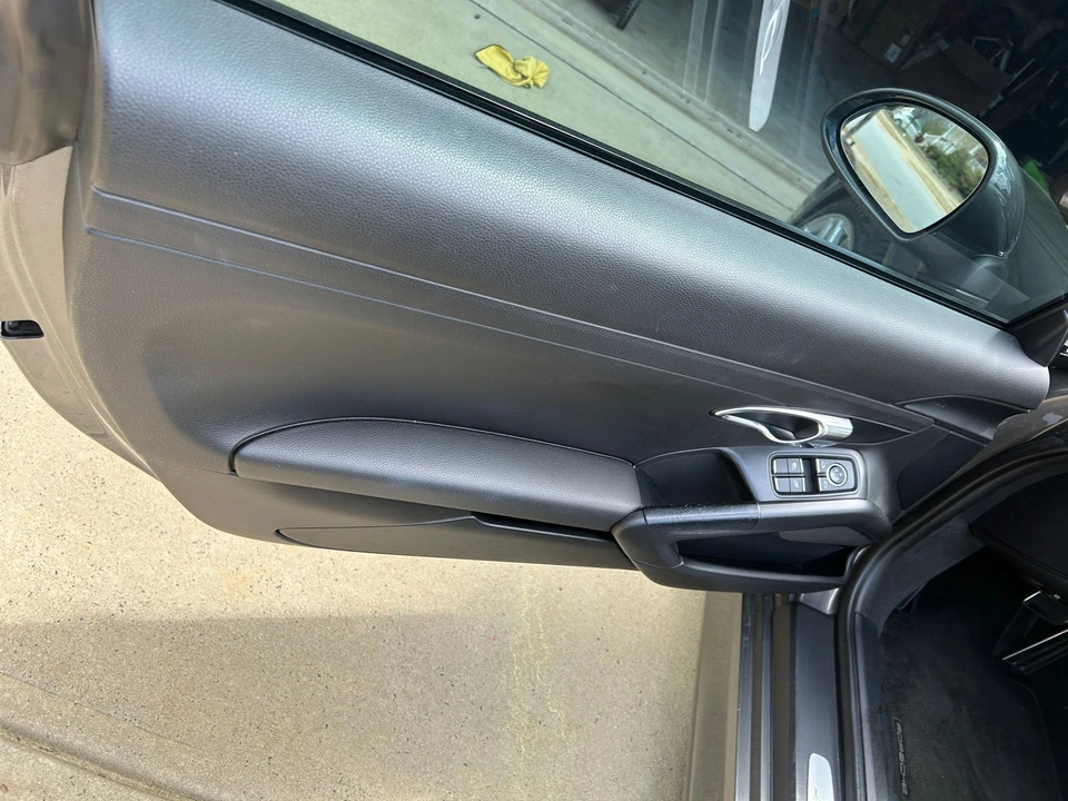 2013 Porsche 981 Boxster - Image 15 of 17