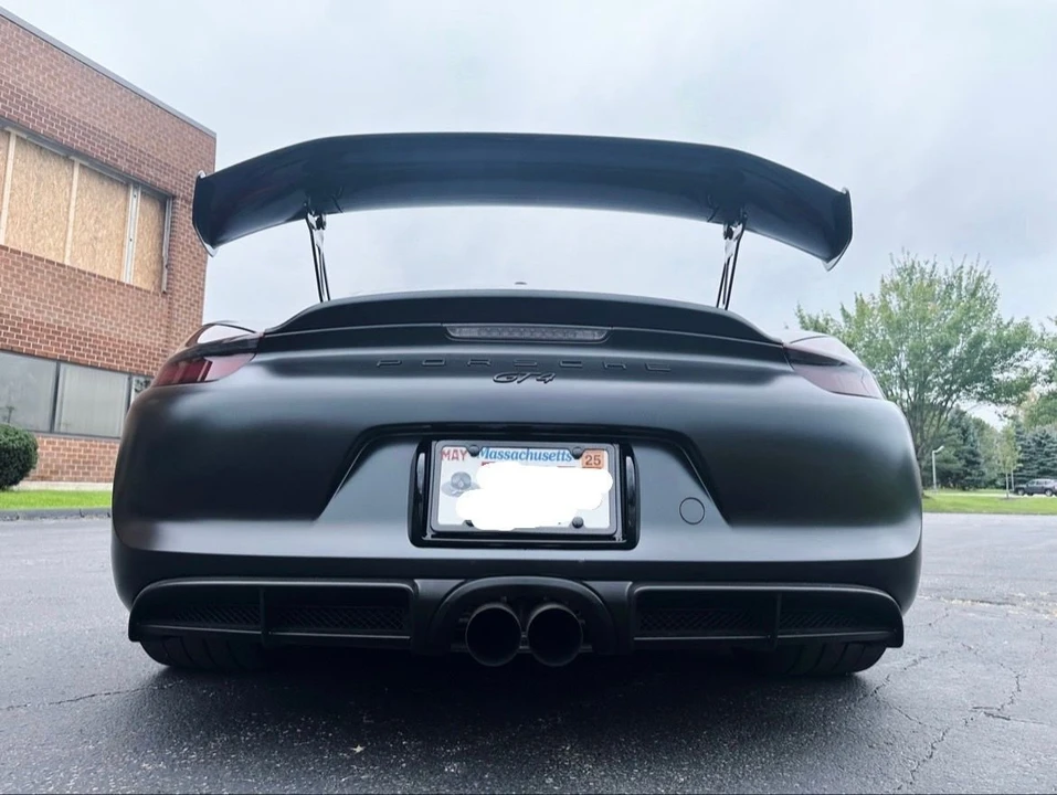 2016 Porsche 981 Cayman GT4 - Image 6 of 8