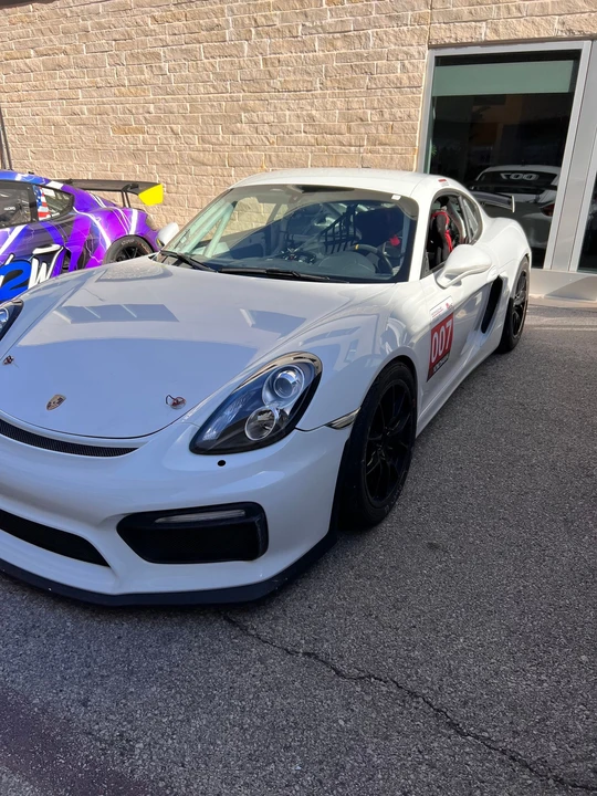 2016 Porsche 981 Cayman GT4 Clubsport - Image 17 of 17