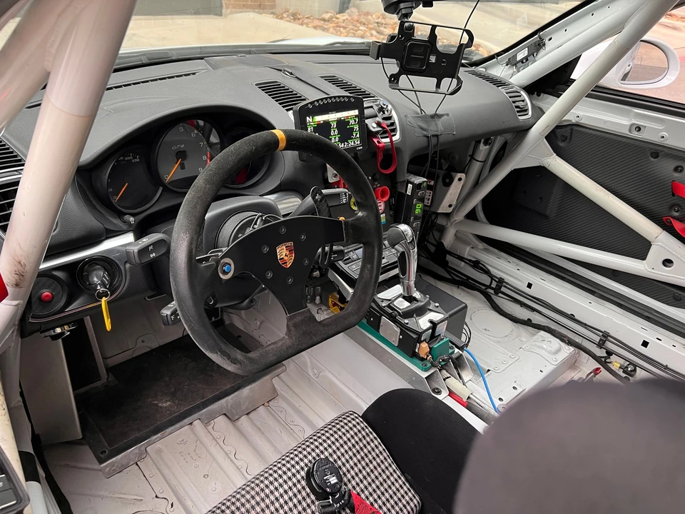 2016 Porsche 981 Cayman GT4 Clubsport - Image 12 of 17