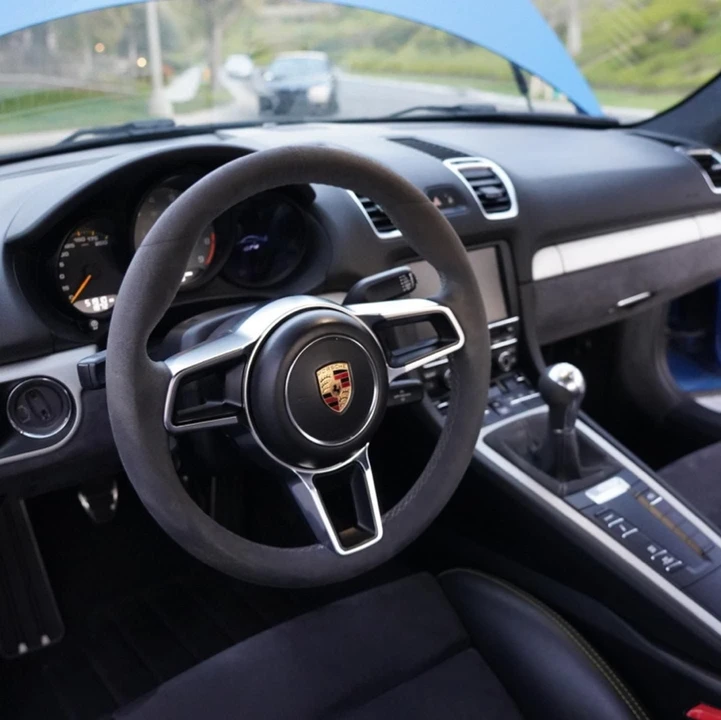 2016 Porsche 981 Cayman GT4 - Image 8 of 10