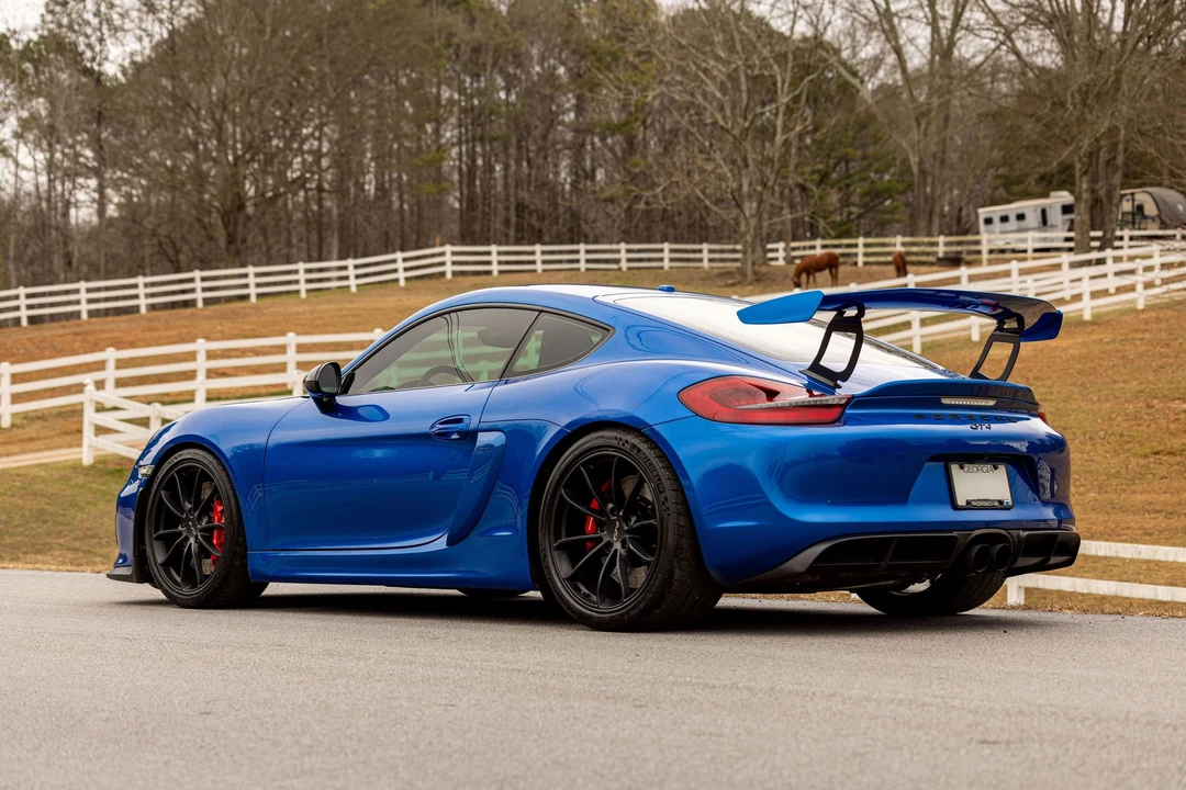2016 Porsche 981 Cayman GT4 - Image 2 of 10