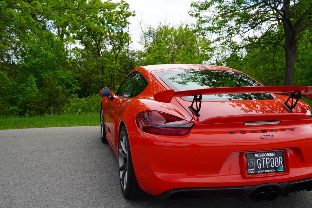 2016 Porsche 981 Cayman GT4 - Image 20 of 31