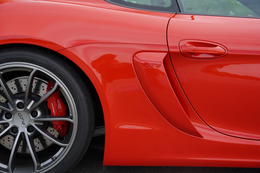 2016 Porsche 981 Cayman GT4 - Image 26 of 31