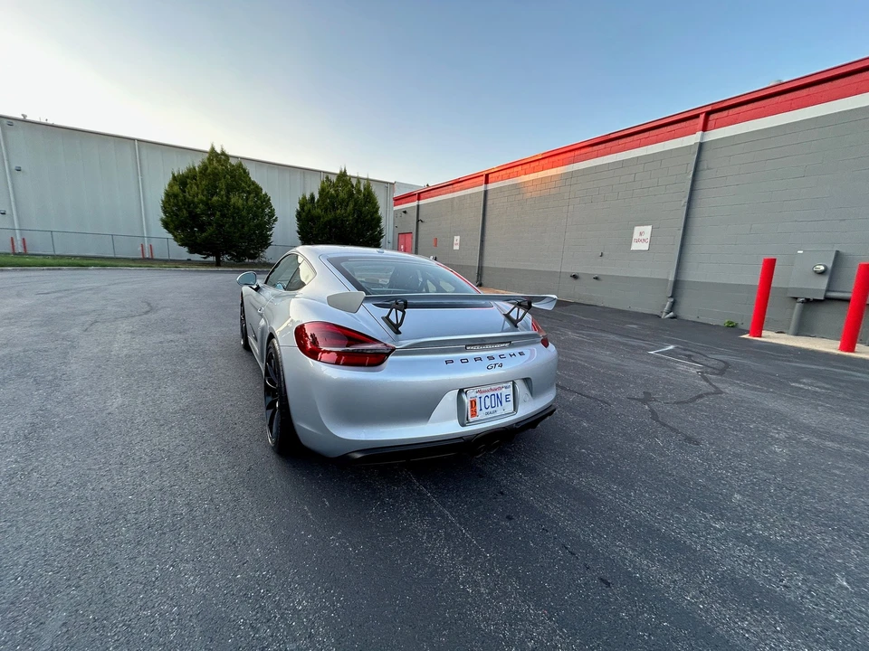2016 Porsche 981 Cayman GT4 - Image 3 of 3