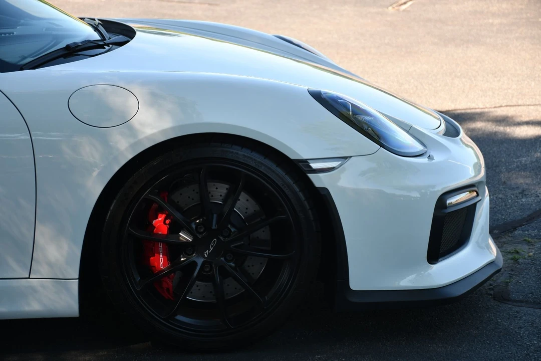 2016 Porsche 981 Cayman GT4 - Image 7 of 13
