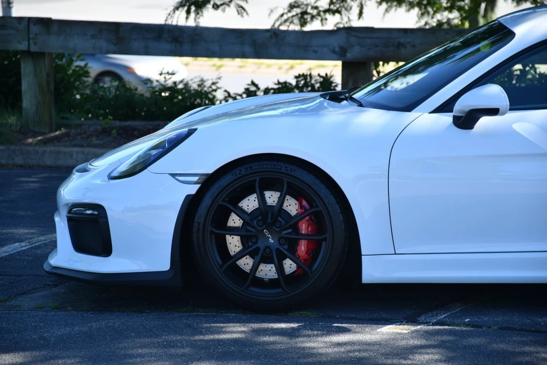 2016 Porsche 981 Cayman GT4 - Image 9 of 13