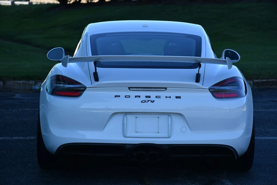 2016 Porsche 981 Cayman GT4 - Image 2 of 13