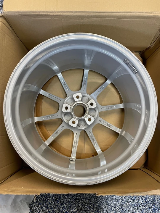 2016 Parts & Memorabilia Other Wheels - Image 4 of 6