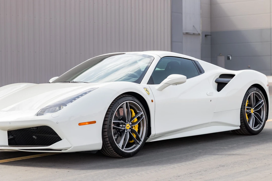 2018 Ferrari 488 Spider - Image 17 of 31
