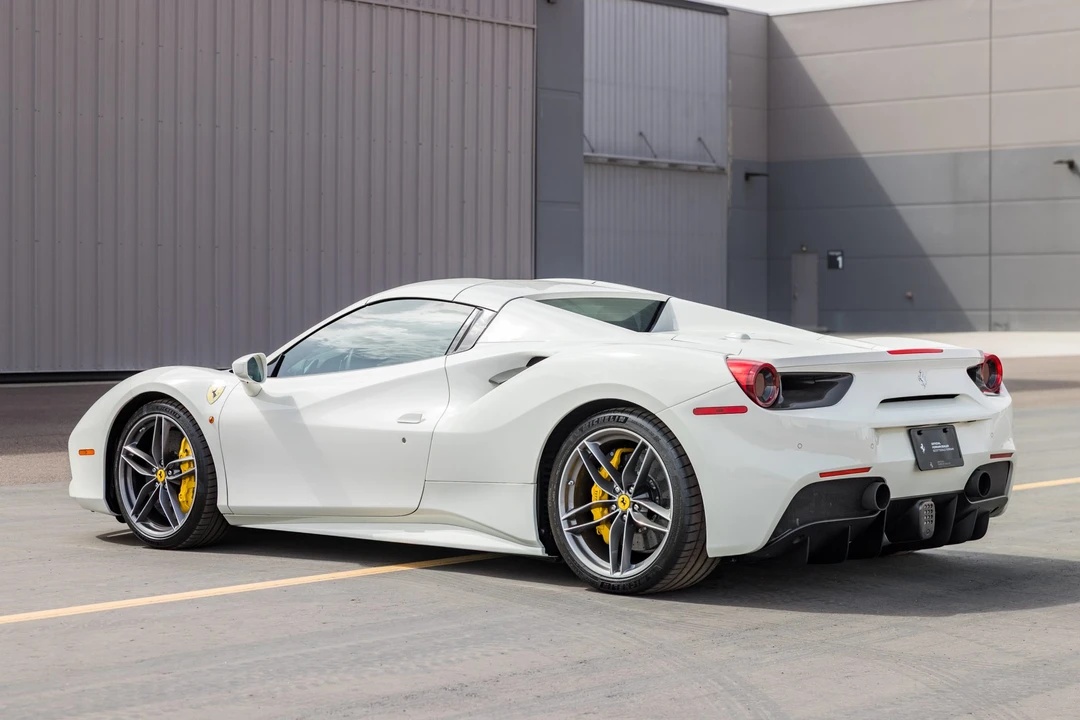 2018 Ferrari 488 Spider - Image 15 of 31