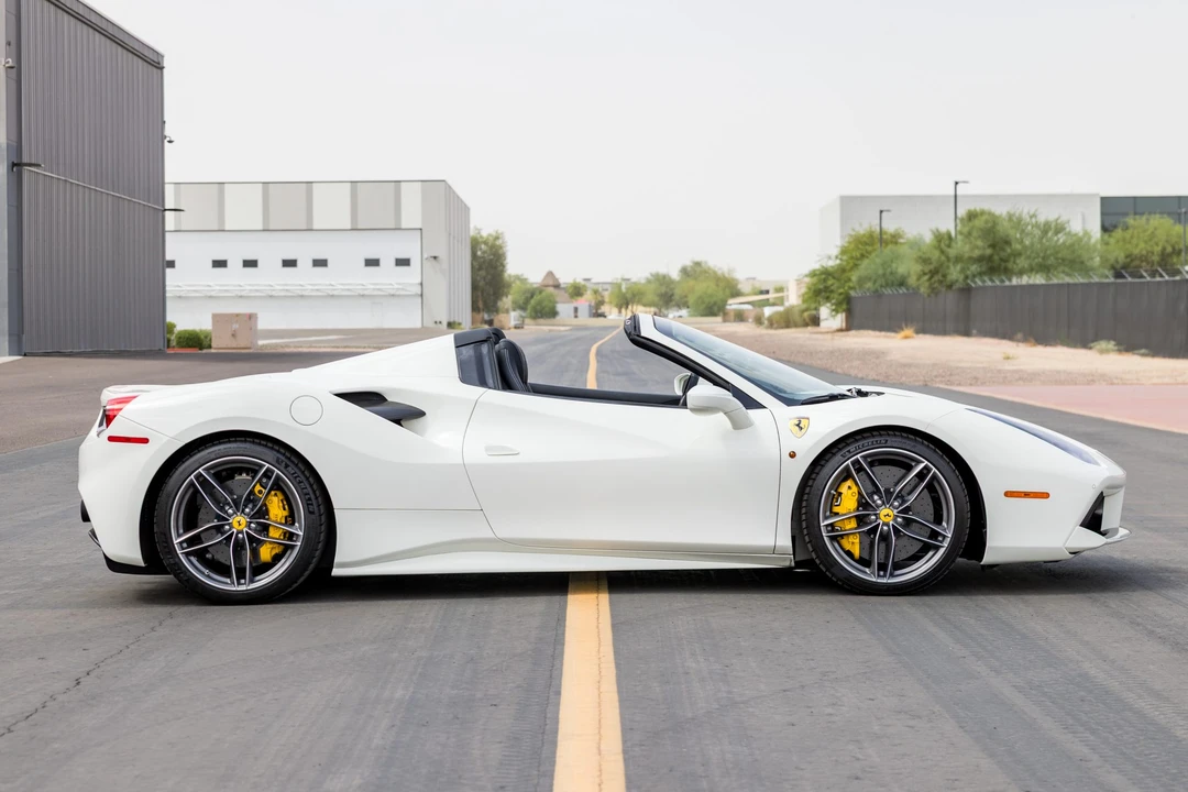 2018 Ferrari 488 Spider - Image 4 of 31