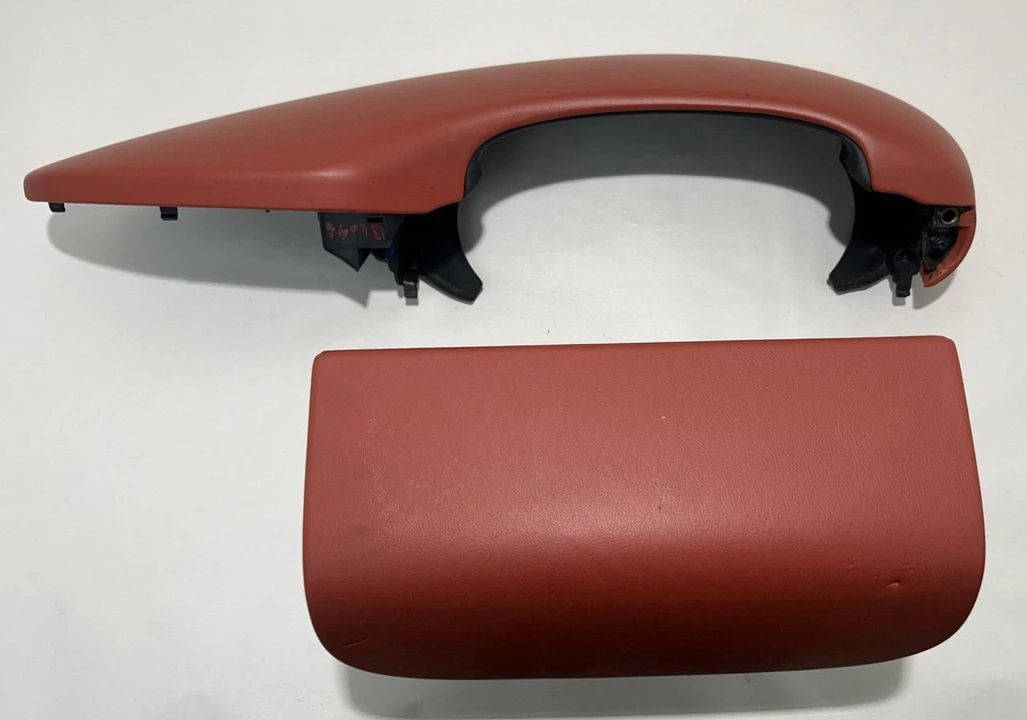 1999 Parts & Memorabilia Seats & Interior - Image 21 of 22
