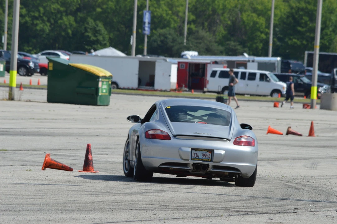 2010 Porsche 987 Cayman S - Image 7 of 16