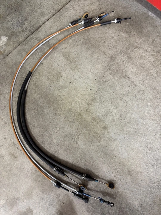 2011 Parts & Memorabilia Mechanical Components - Image 2 of 2