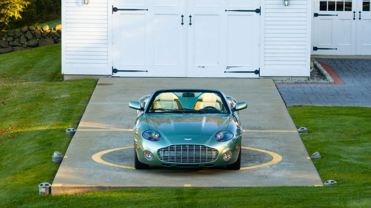 2003 Aston Martin DB AR1 - Image 14 of 31