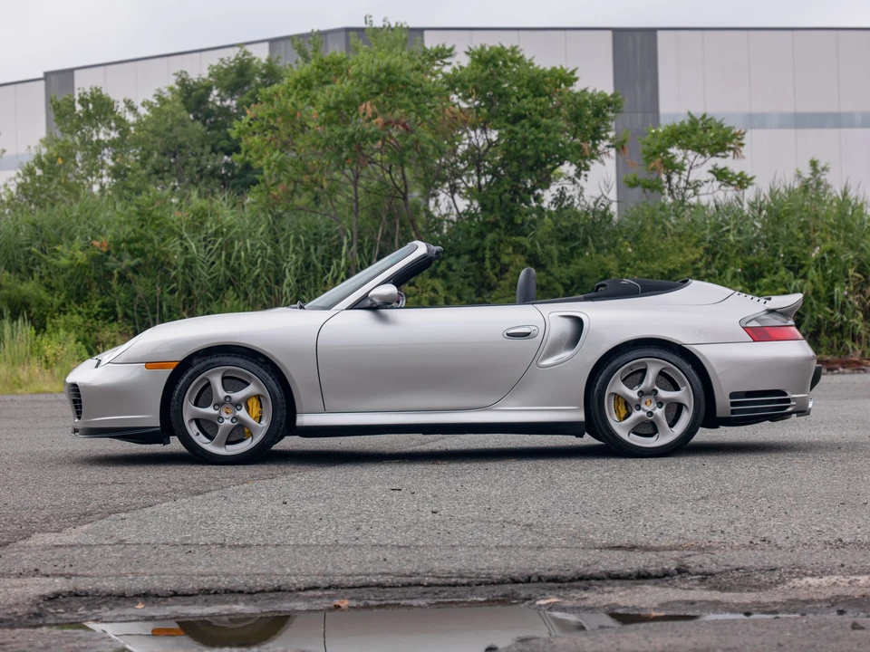 2005 Porsche 996 Turbo - Image 11 of 31