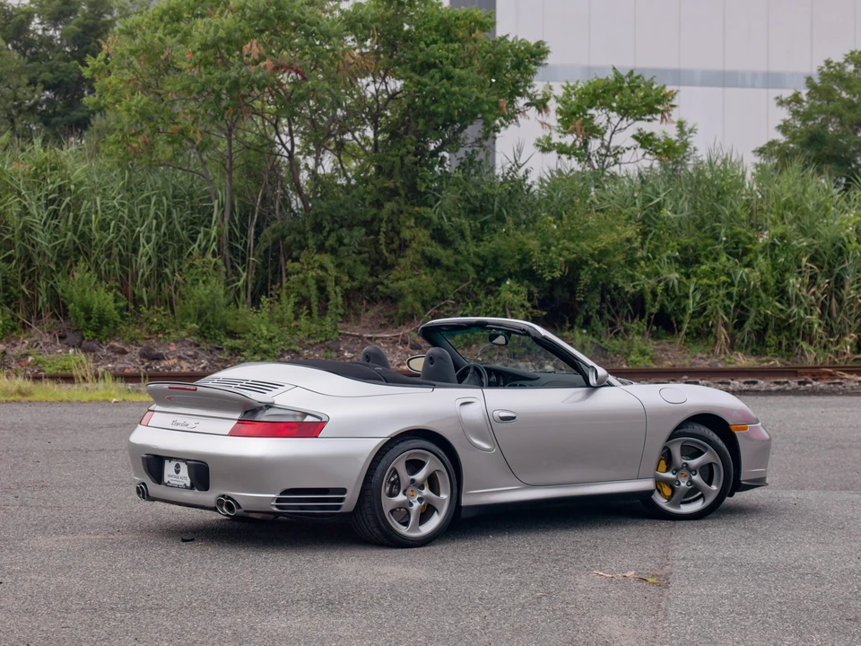2005 Porsche 996 Turbo - Image 22 of 31