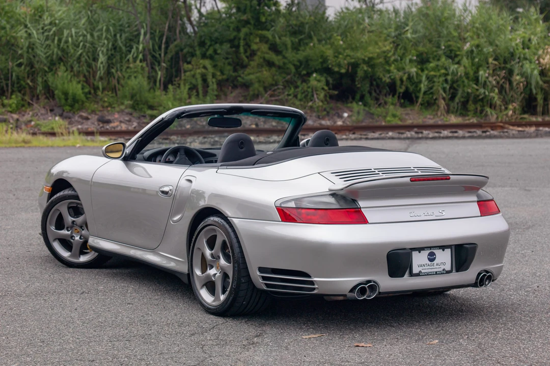 2005 Porsche 996 Turbo - Image 18 of 31