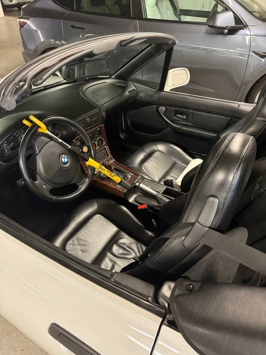 1999 BMW Z3 - Image 2 of 16