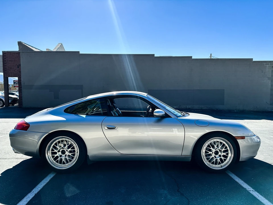 1999 Porsche 996 Carrera - Image 5 of 31
