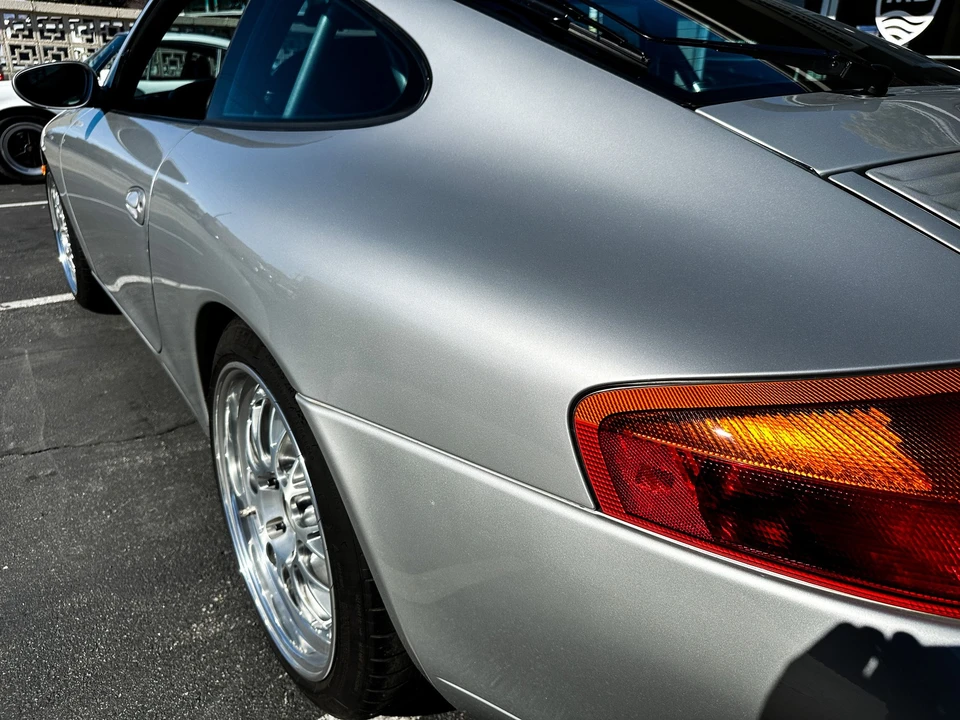 1999 Porsche 996 Carrera - Image 16 of 31