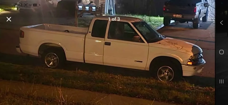 1999 Chevrolet S-10 - Image 2 of 5
