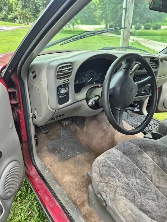 GMC C/K 3rd Gen - Image 5 of 10