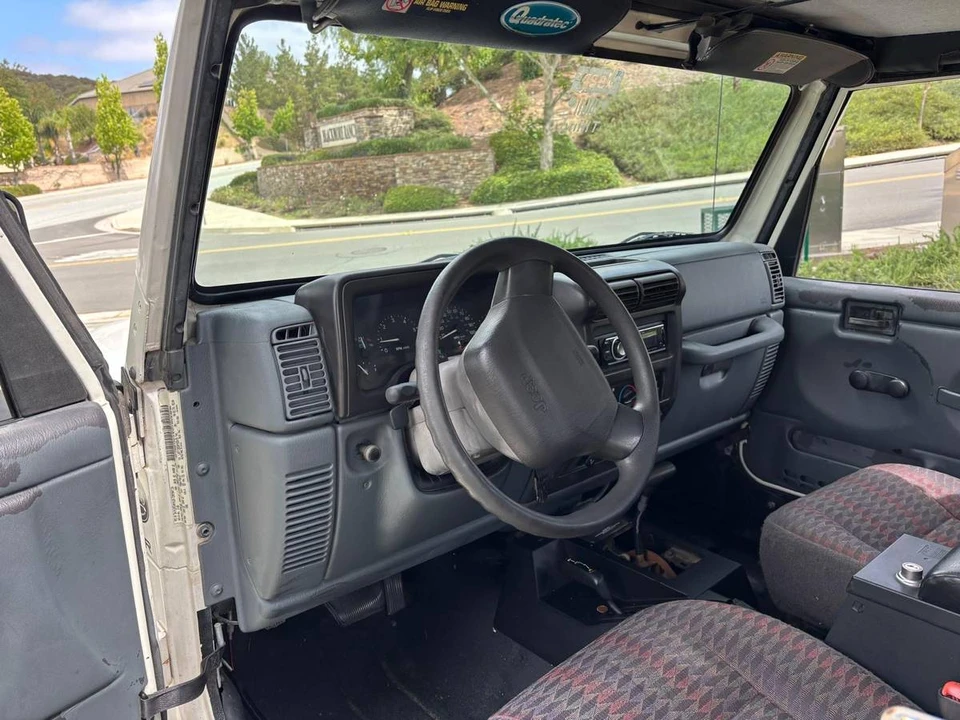 1999 Jeep TJ Wrangler - Image 11 of 14