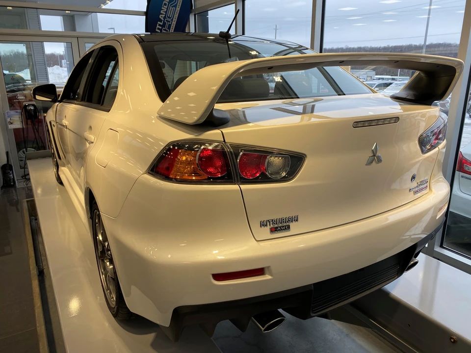 2015 Mitsubishi Lancer Evolution X 9th Gen - Image 4 of 31