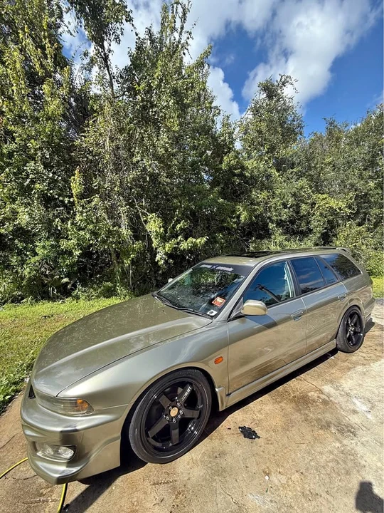 1999 Mitsubishi Galant 8th Gen - Image 2 of 5