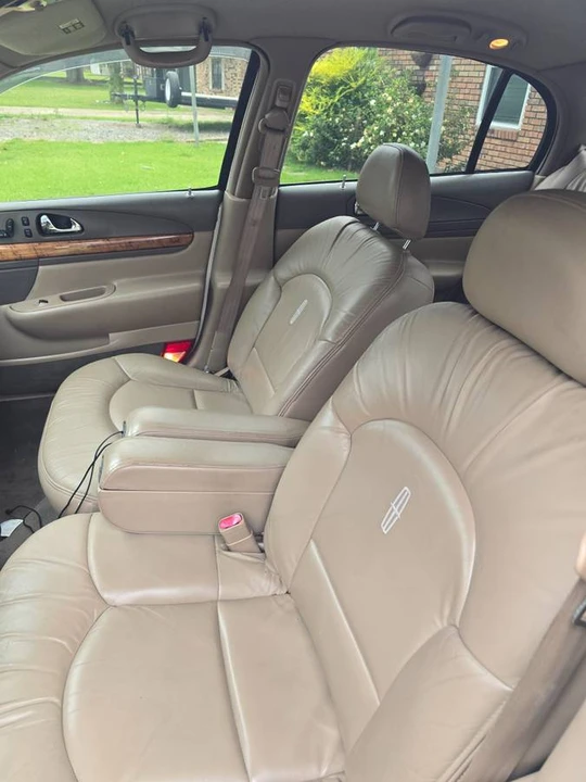 1999 Lincoln Continental 9th Gen - Image 7 of 12