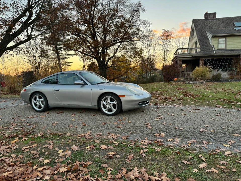 1999 Porsche 996 Carrera 4 - Image 3 of 4