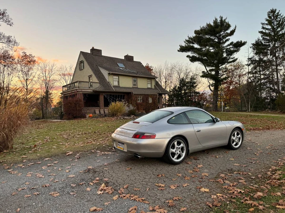 1999 Porsche 996 Carrera 4 - Image 2 of 4