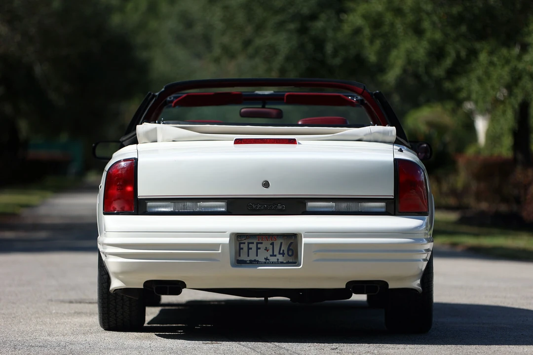 1992 Oldsmobile Cutlass - Image 6 of 31