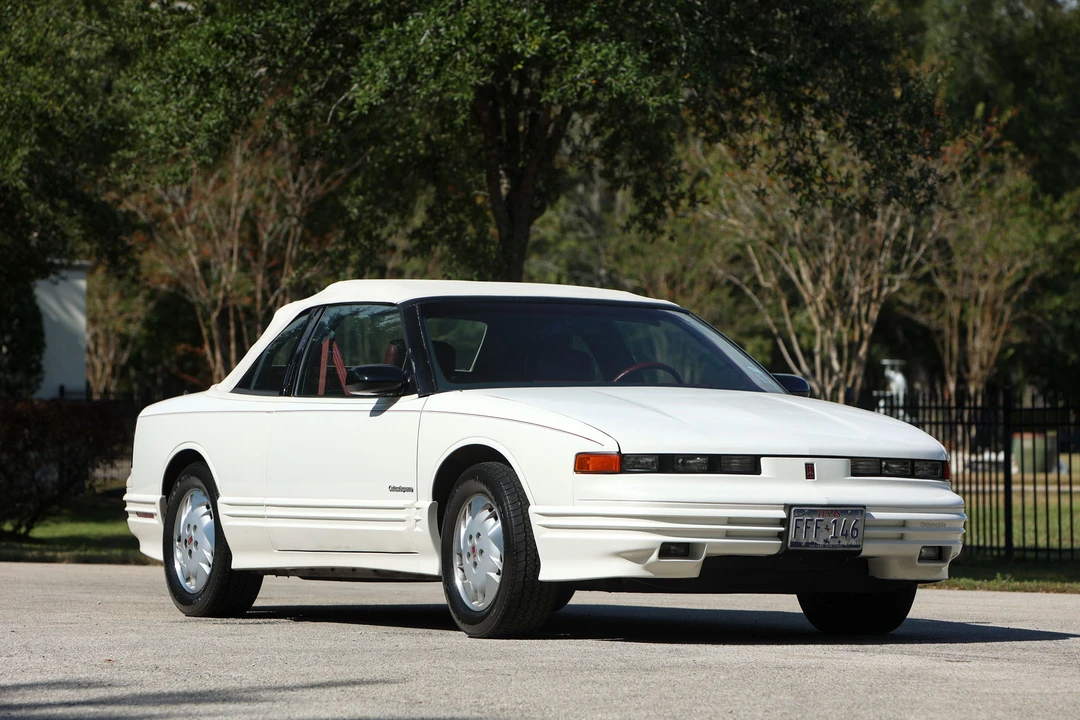 1992 Oldsmobile Cutlass - Image 9 of 31