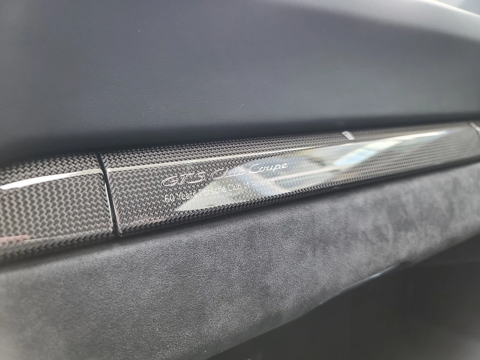 2016 Porsche 911 - Image 15 of 21