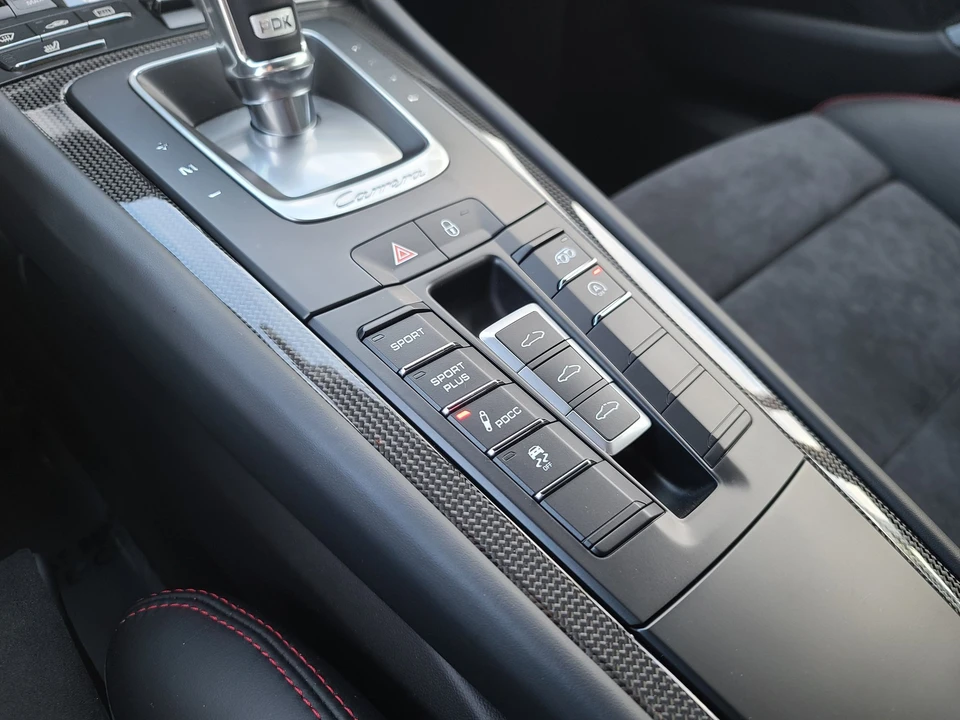 2016 Porsche 911 - Image 14 of 21