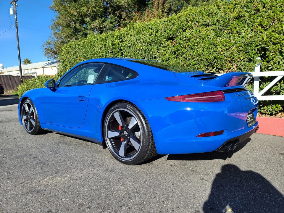 2016 Porsche 911 - Image 10 of 21
