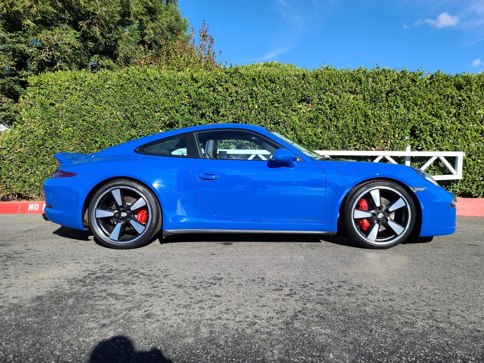 2016 Porsche 911 - Image 4 of 21