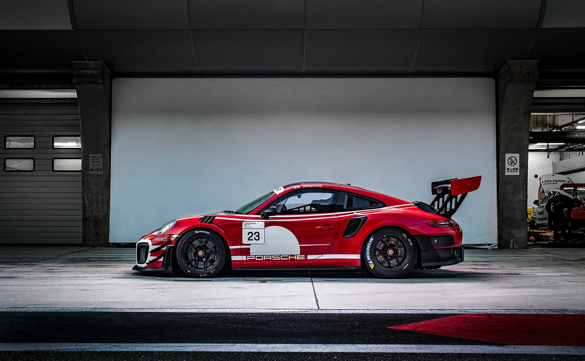 2019 Porsche 991 GT2 RS - Image 9 of 9