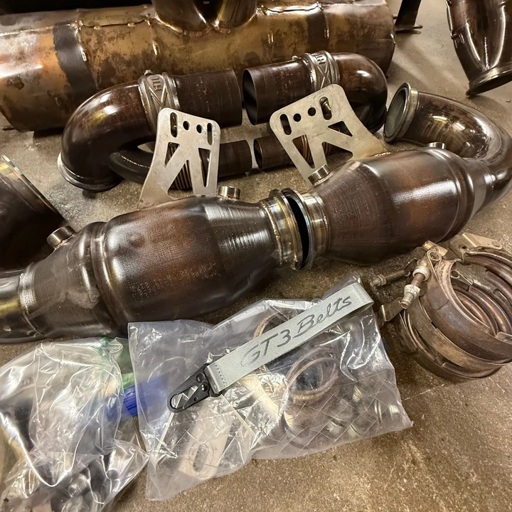 2014 Parts & Memorabilia Mechanical Components - Image 3 of 11